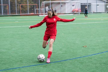 Bild 33 - wCJ VfL Pinneberg - Eimsbuettler TV : Ergebnis: 0:3